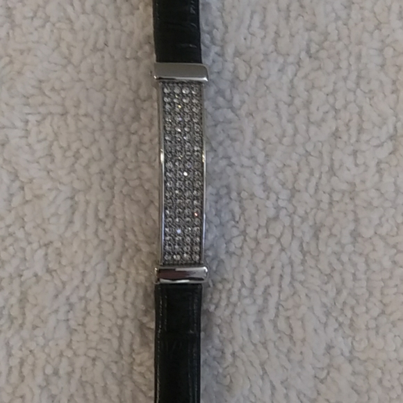 Dress bracelet - Picture 2 of 5